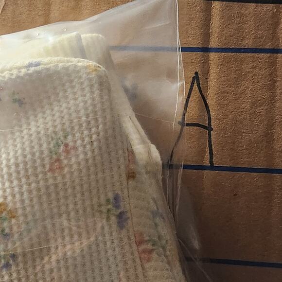 Gerber Modern Moments Cream Floral Romper Coverall Size 18 Months Spring Waffle - Picture 6 of 6